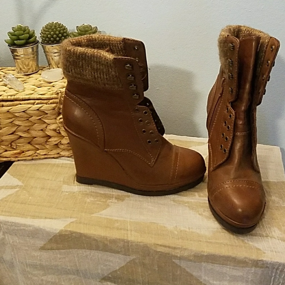 Mossimo Cognac Kalare Lace-Up Wedge Boots